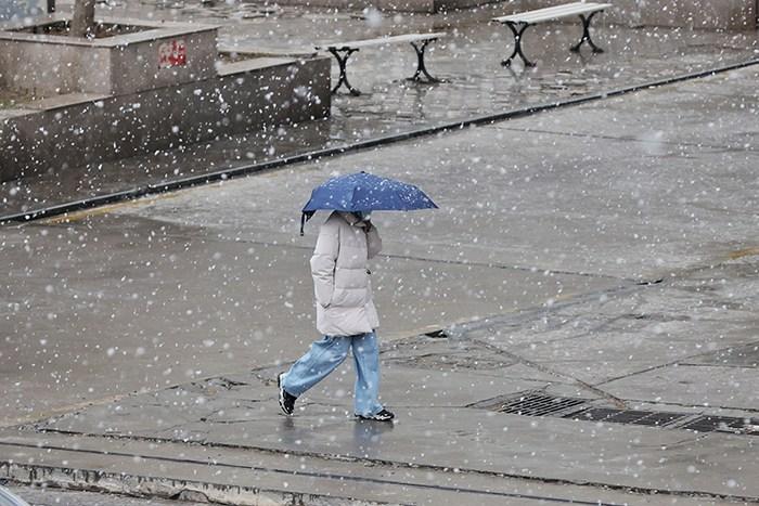 北京迎來三月“桃花雪”